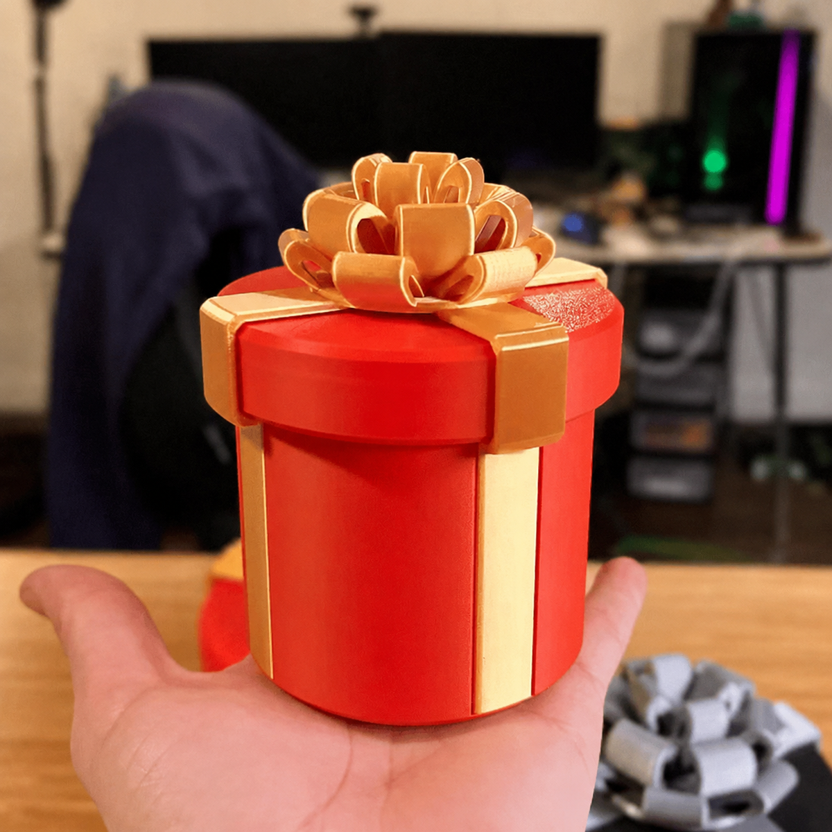 Annoying Nested Screw Gift Box – Silkanna